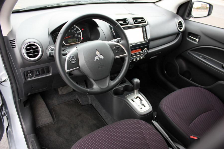  Mitsubishi Mirage 2014 года  (фото 12 из 39)